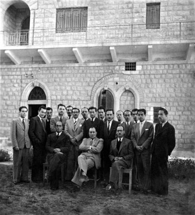 طاقم مستشفى الدجاني - عام 1950